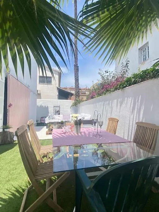 La Casa Mediterranea De Sonia Premiá de Mar Hiszpania